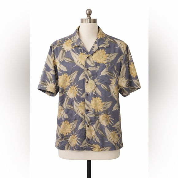 Tommy Bahama Other - 100% SILK Tommy Bahama Short Sleeve Button Down SZ XL​​​​